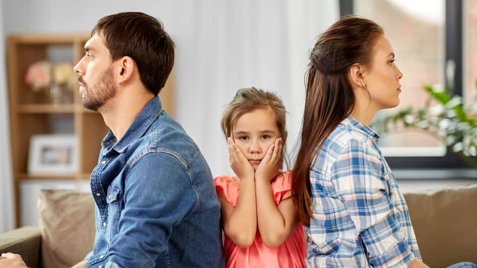 השפעת הגירושין על ילדים: טיפים להתמודדות נכונה